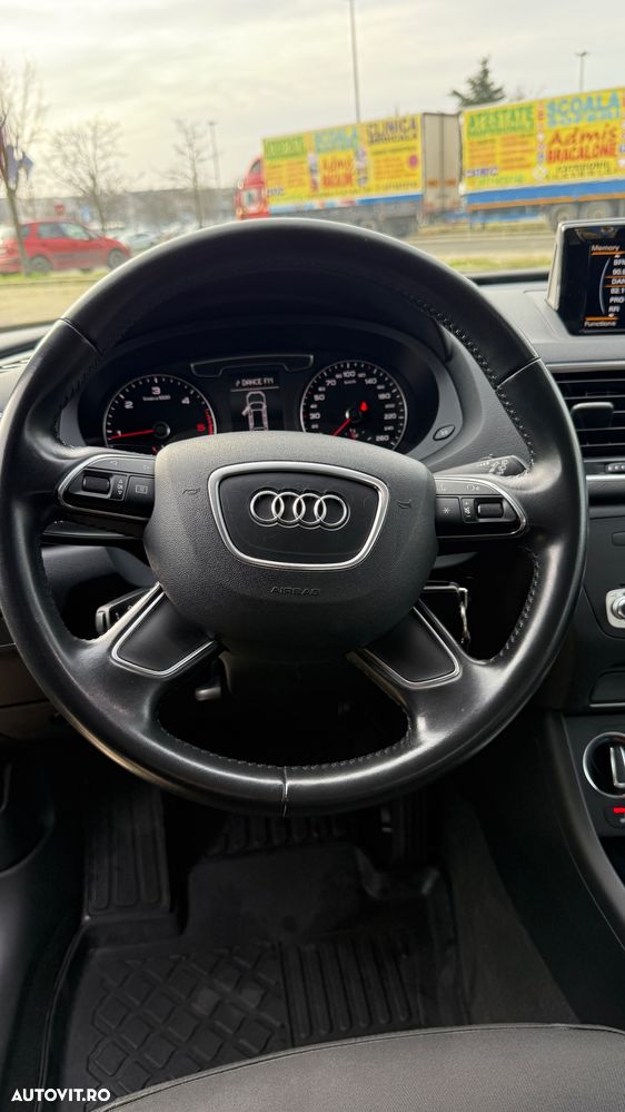 Audi Q3 2.0 TDI S tronic - 19