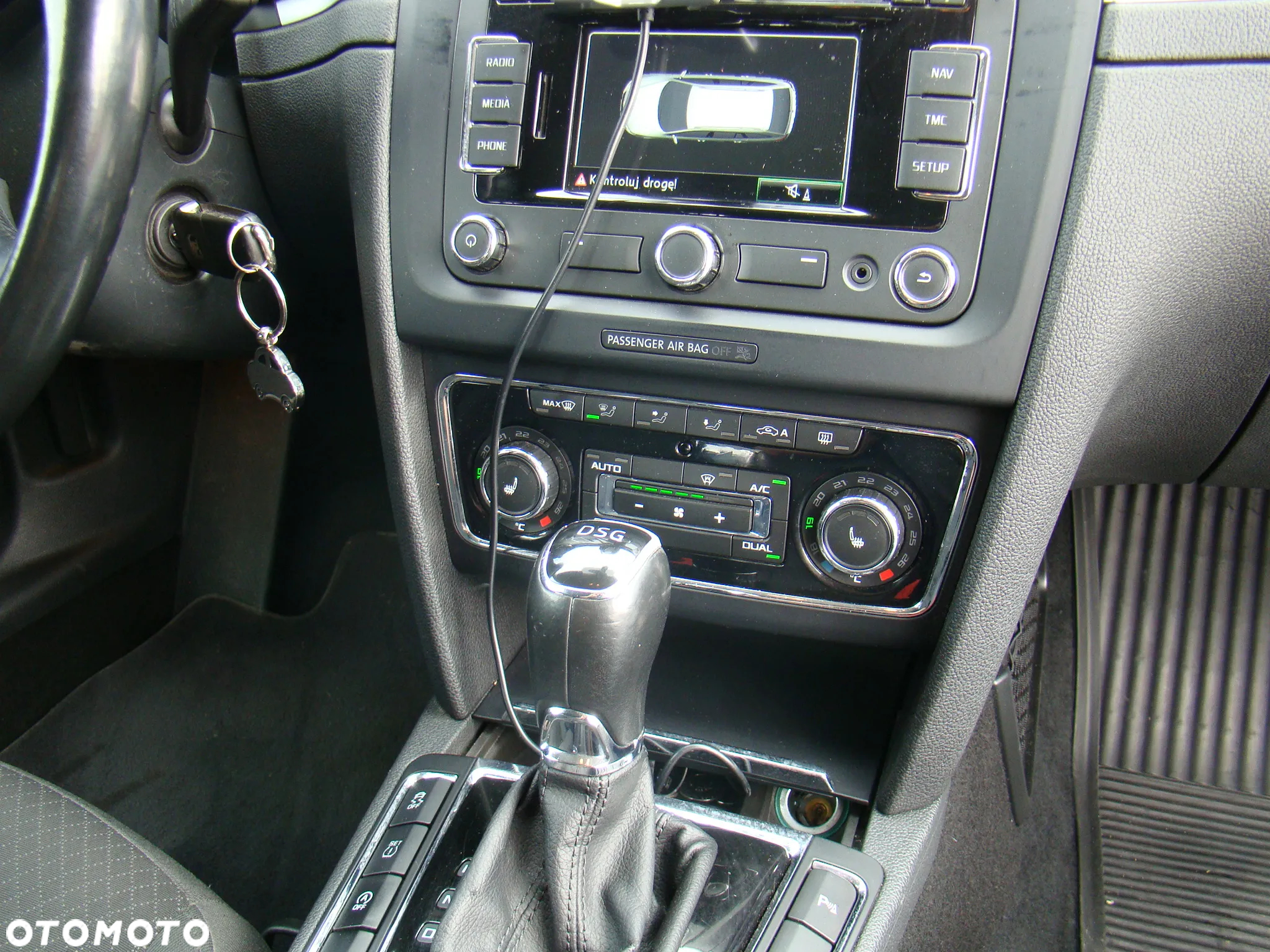 Skoda Superb 2.0 TDI Ambition DSG - 37
