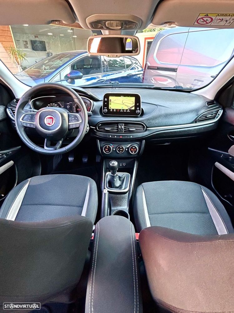 Fiat Tipo Station Wagon 1.3 M-Jet Lounge - 10
