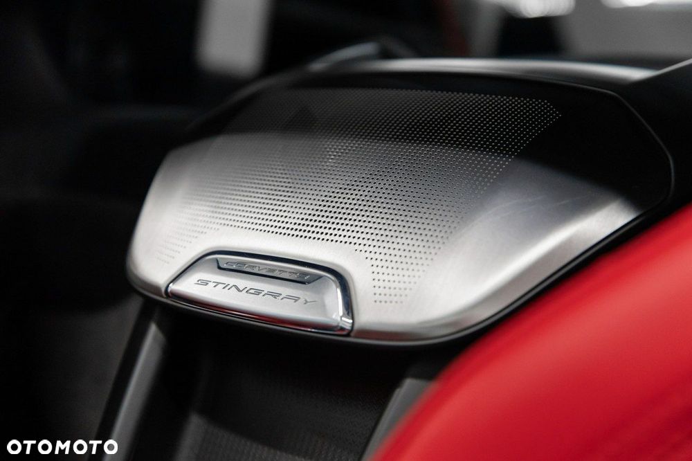 Chevrolet Corvette - 32