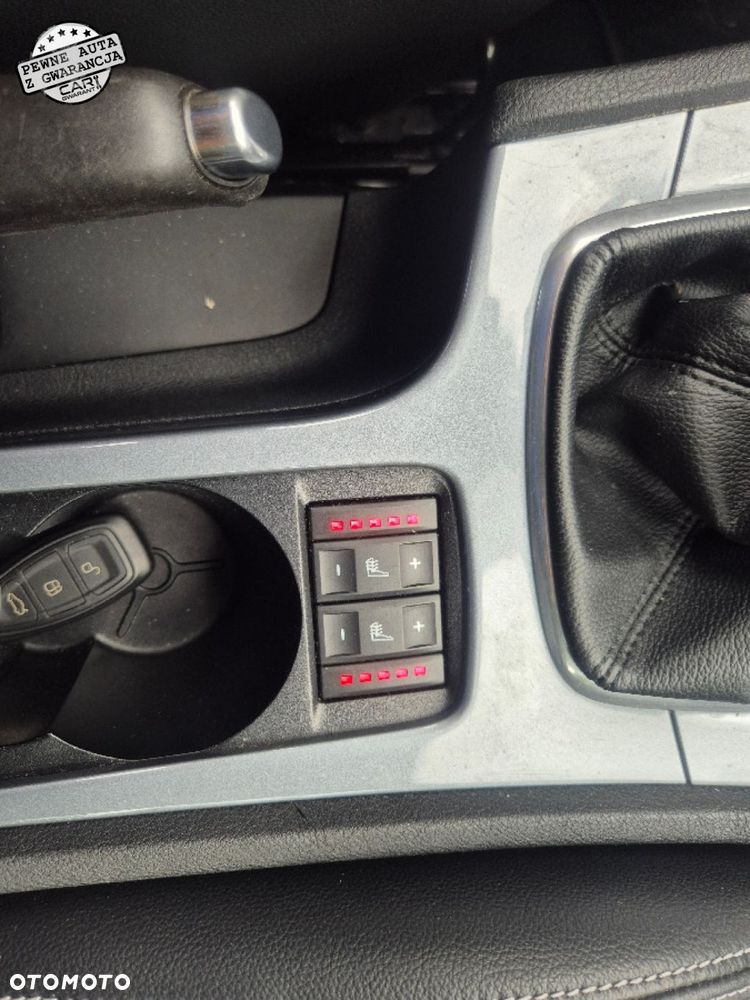 Ford Mondeo - 28
