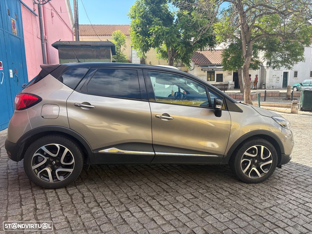 Renault Captur 1.5 dCi Exclusive - 11