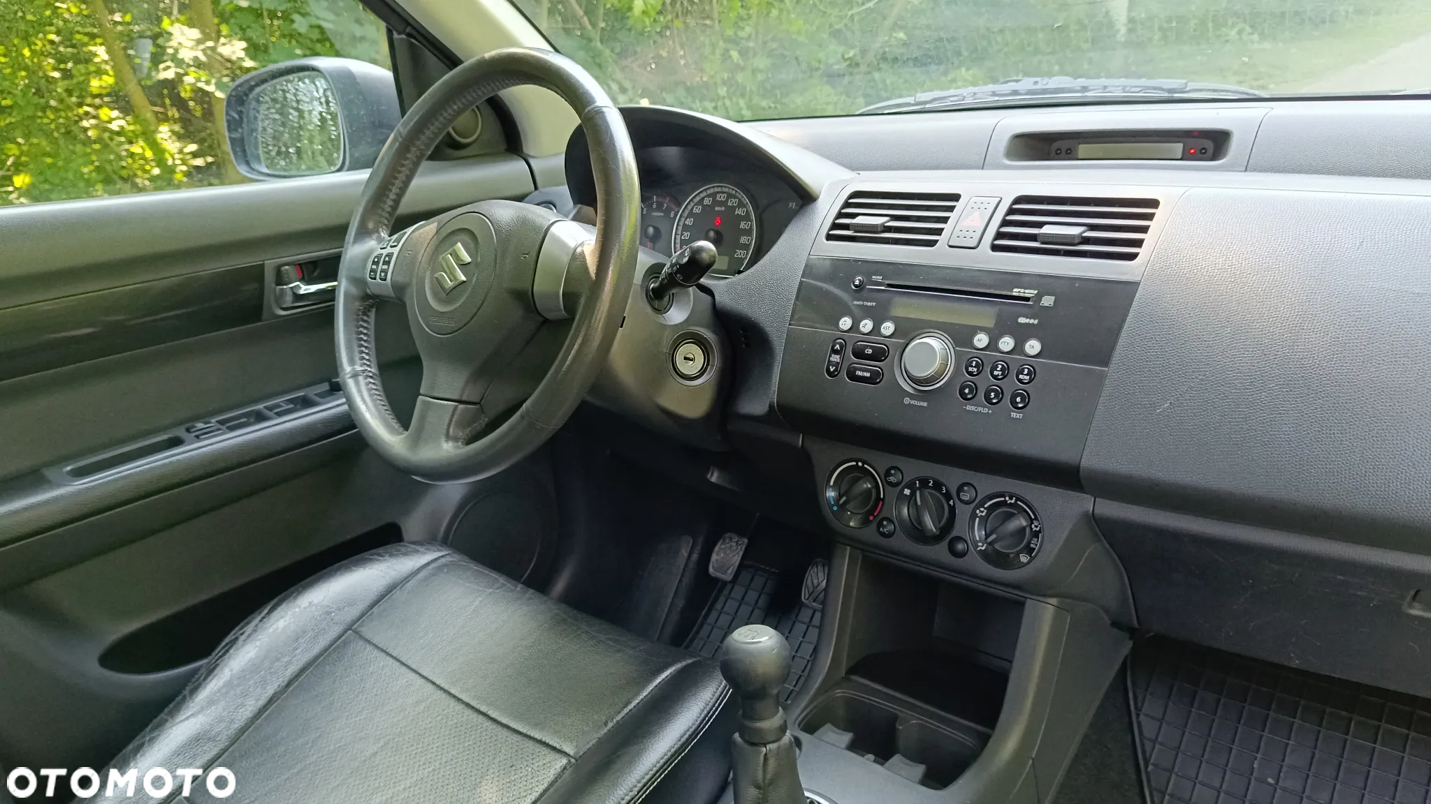 Suzuki Swift - 13