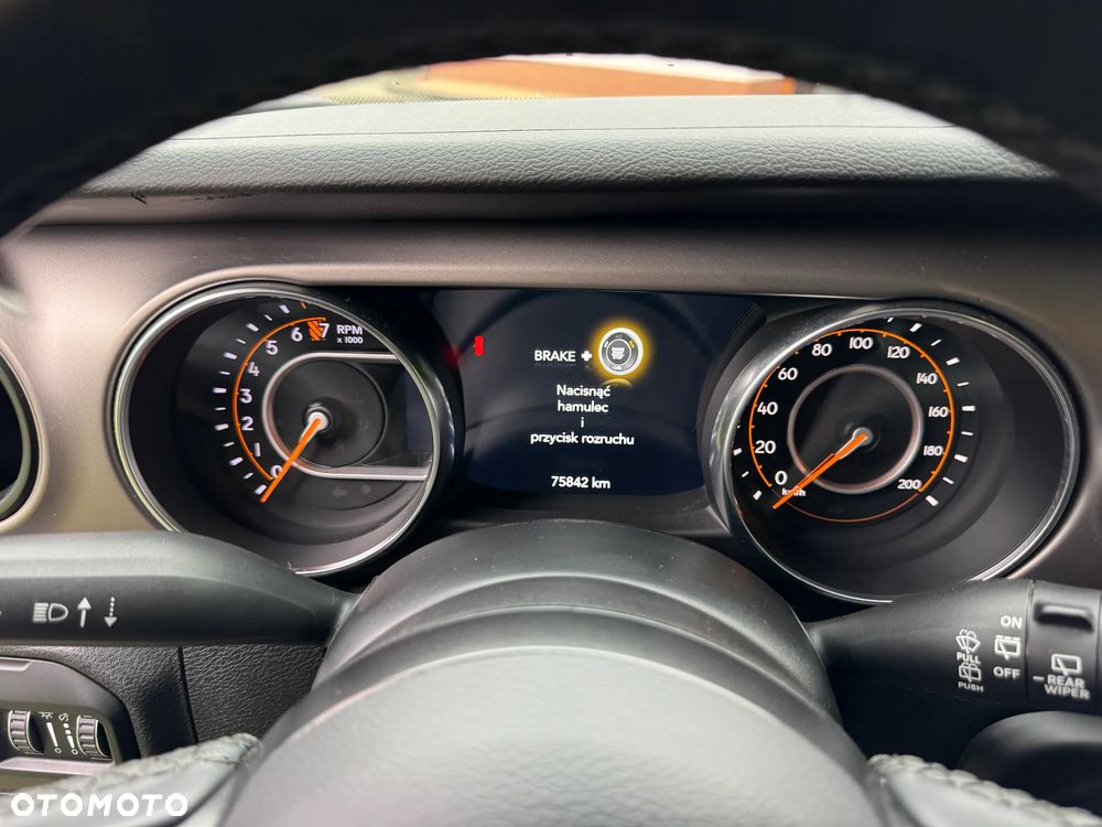 Jeep Wrangler - 16