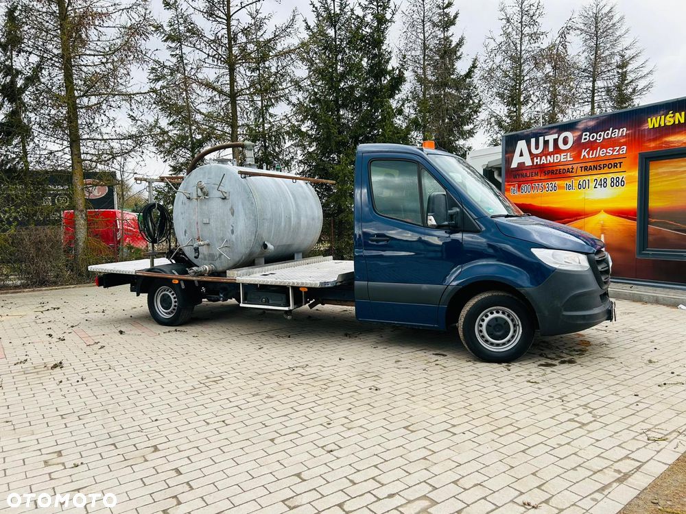 Mercedes-Benz Sprinter - 13