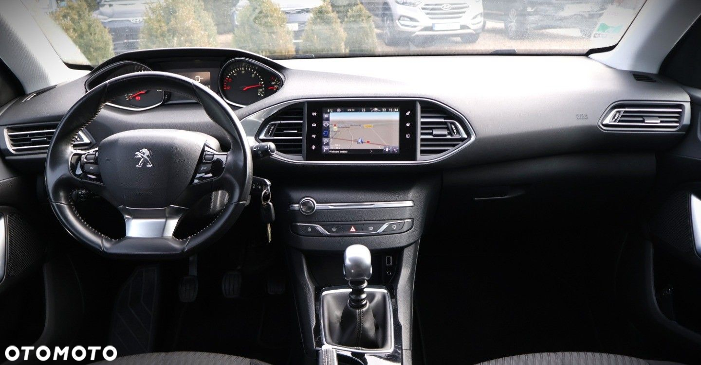 Peugeot 308 - 18