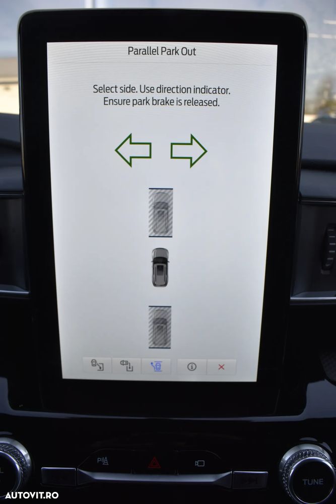 Ford Explorer 3.0 PHEV ST-Line - 30