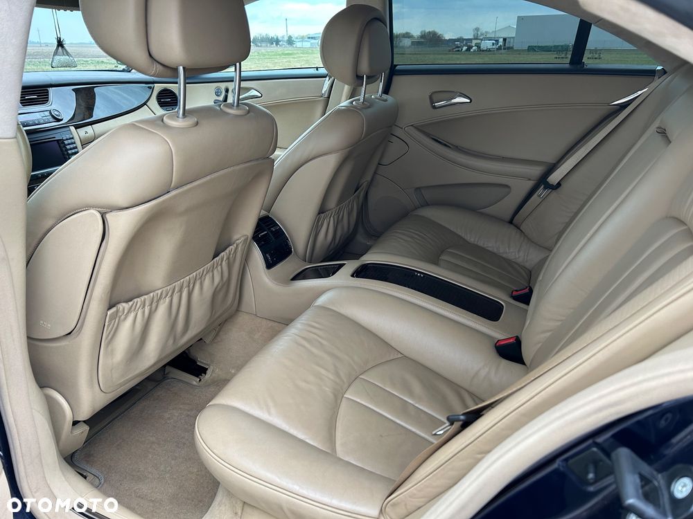 Mercedes-Benz CLS 500 - 14