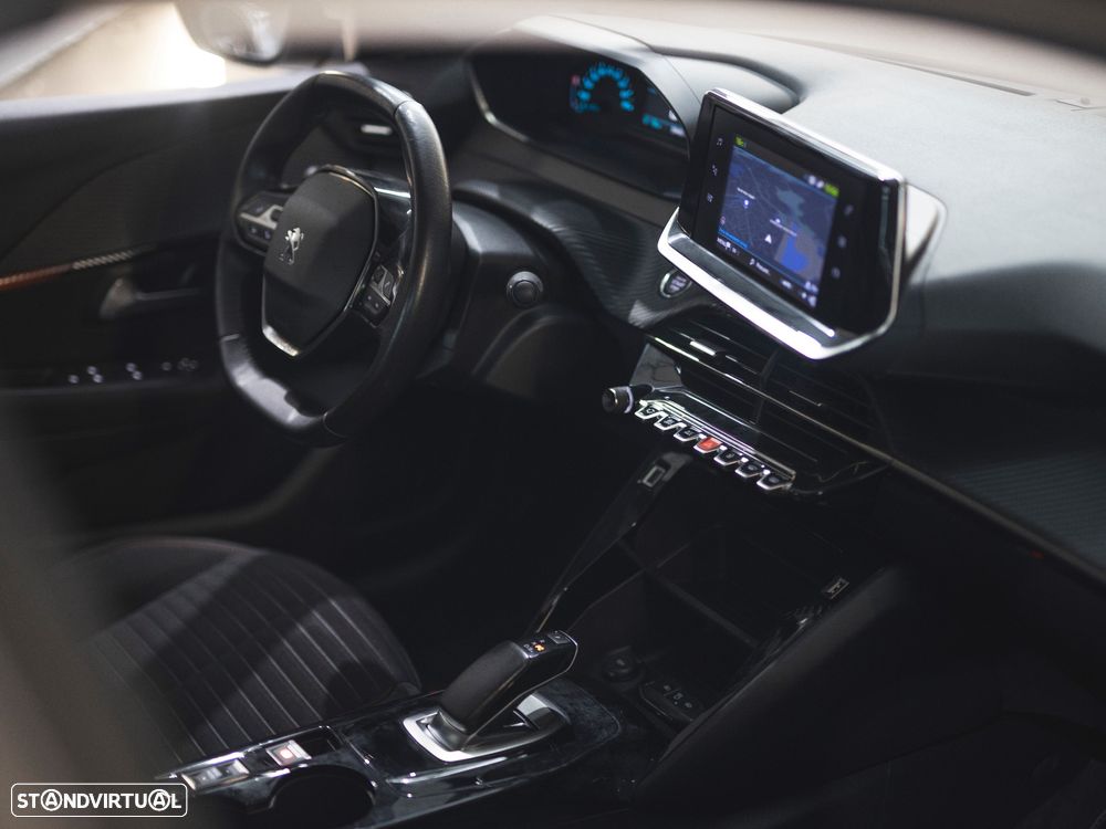 Peugeot e-208 Active Pack - 14