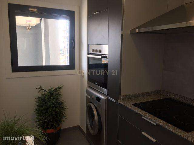 Apartamento T2 para arrendar em Condominio Privado na Quinta da Trinda - Grande imagem: 3/15