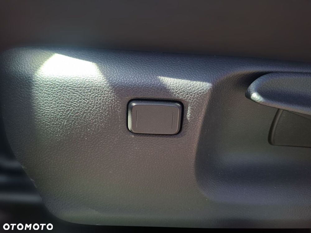 Toyota Yaris Cross Hybrid 1.5 Comfort - 23
