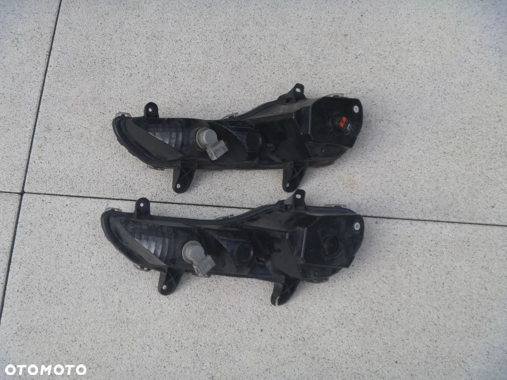 FORD KUGA MK2 HALOGEN KIERUNKOWSKAZ PRAWY ORYGINAŁ CV44-13K220-AG ŁADNY - 3