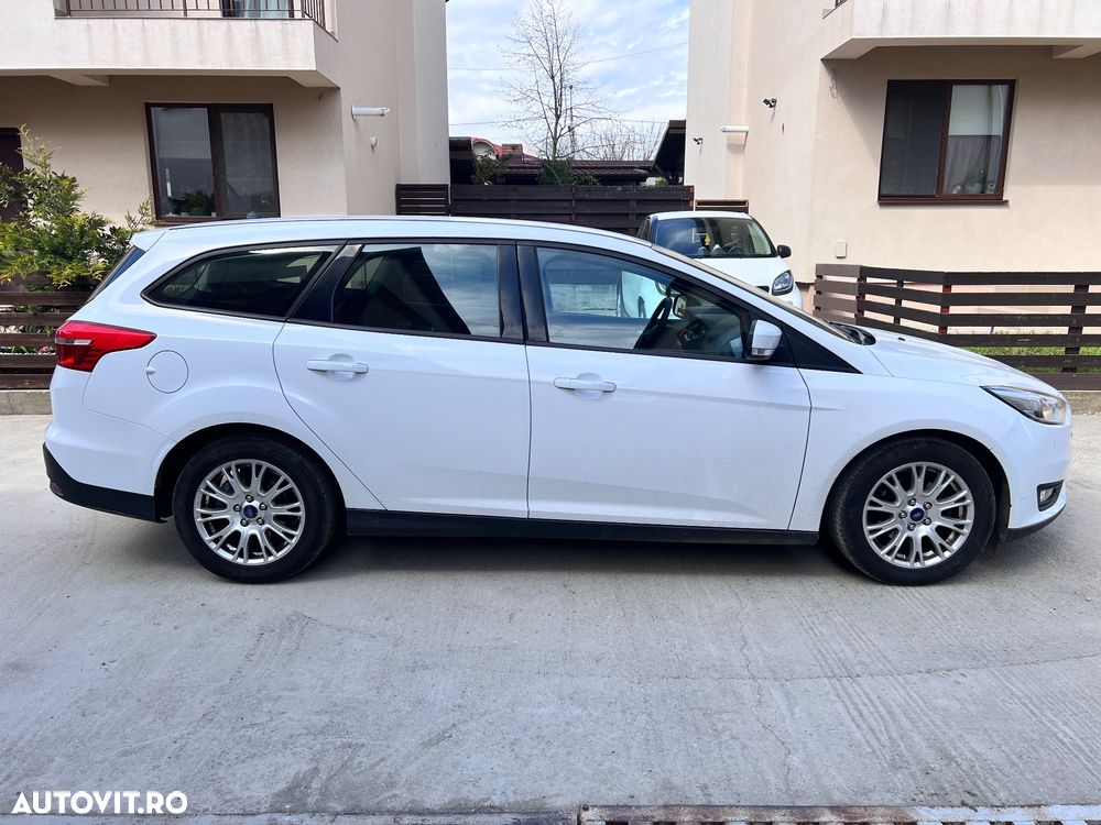 Ford Focus 1.0 EcoBoost Trend Edition - 3