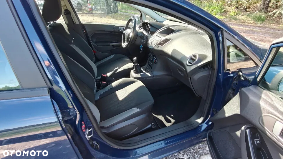 Ford Fiesta - 10