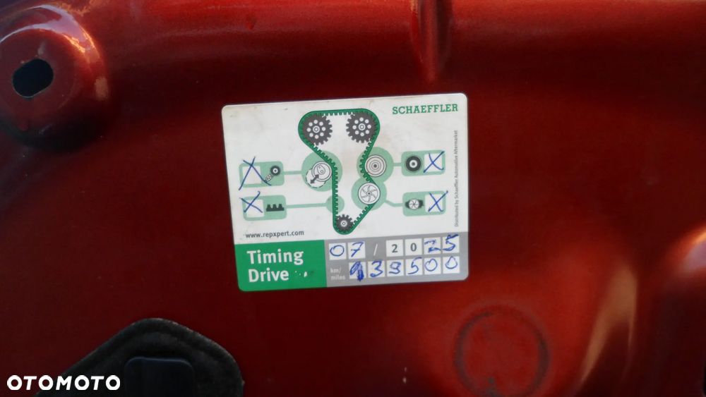 Ford Grand C-MAX - 26