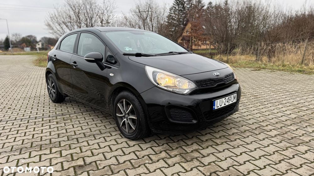 Kia Rio - 1
