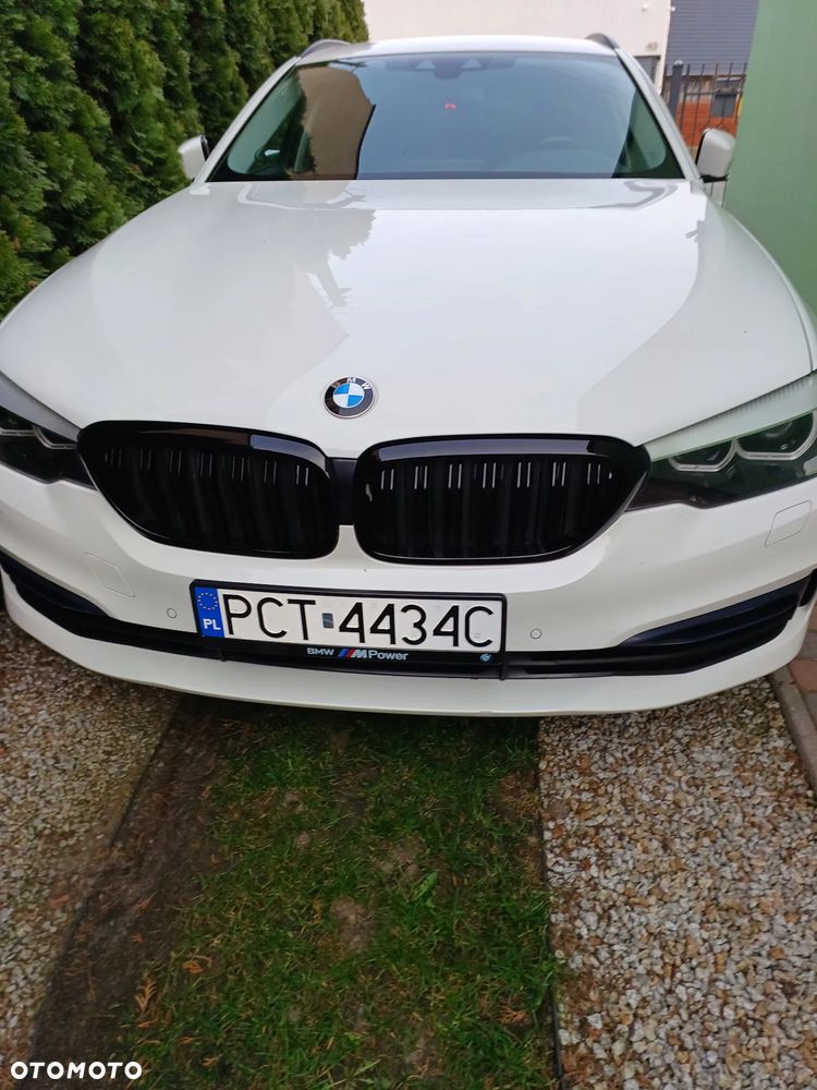 BMW Seria 5 520d xDrive Luxury Line sport - 3