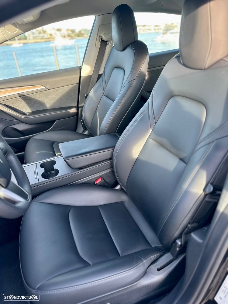 Tesla Model 3 Long-Range Dual Motor AWD - 11