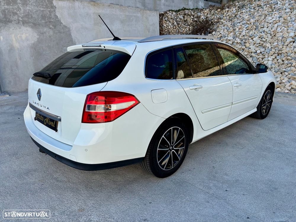 Renault Laguna Break 1.5 dCi SE Black Line 110g - 18