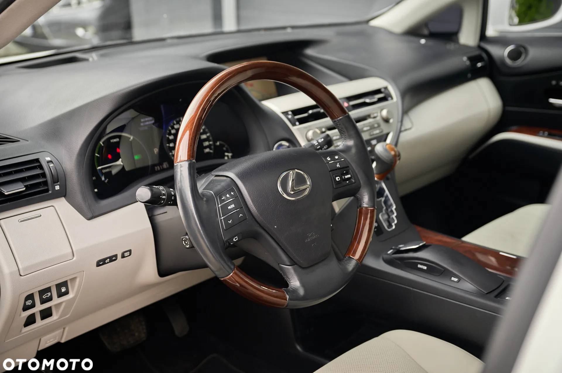 Lexus RX 450h Prestige - 18