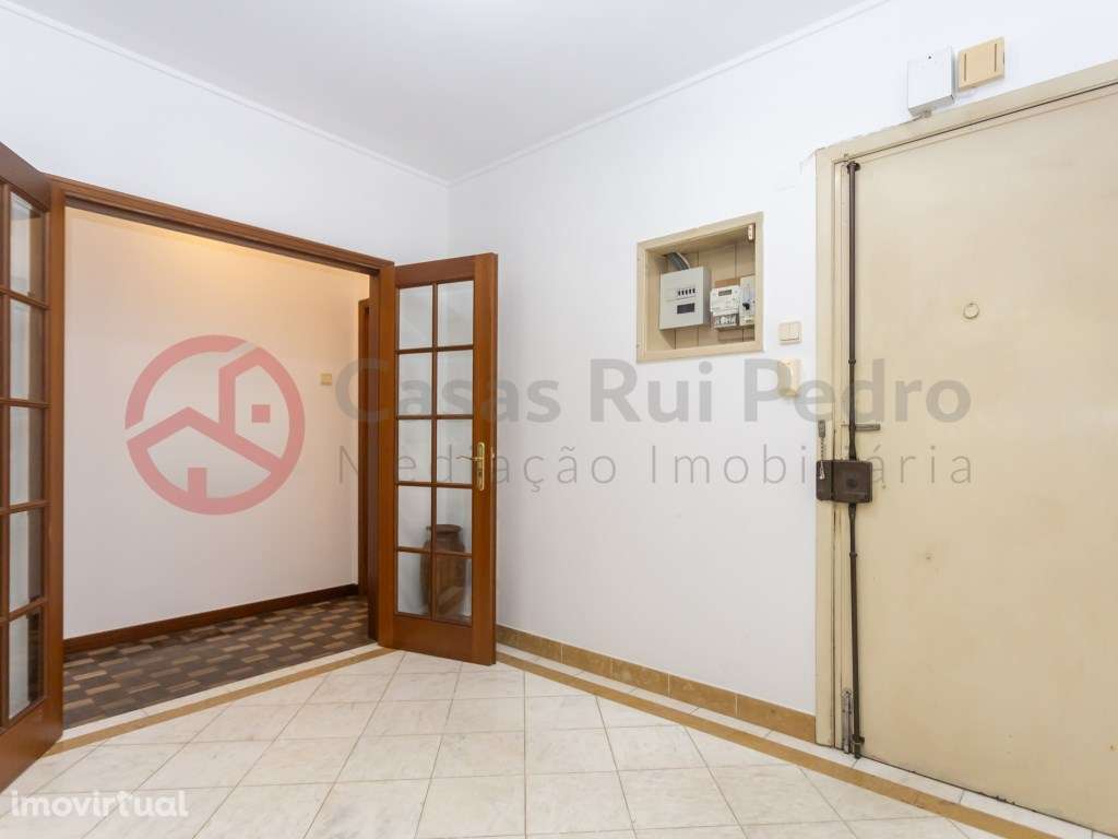 Apartamento T3 na Cova Piedade - Grande imagem: 3/28