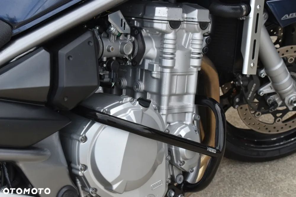 Suzuki Bandit - 34