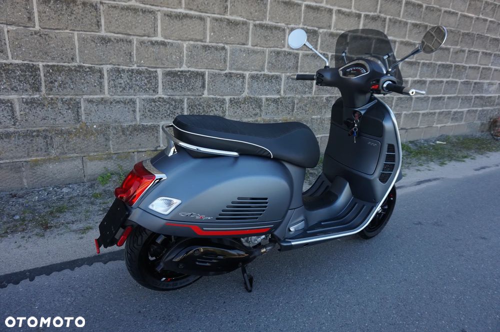 Piaggio Vespa - 8