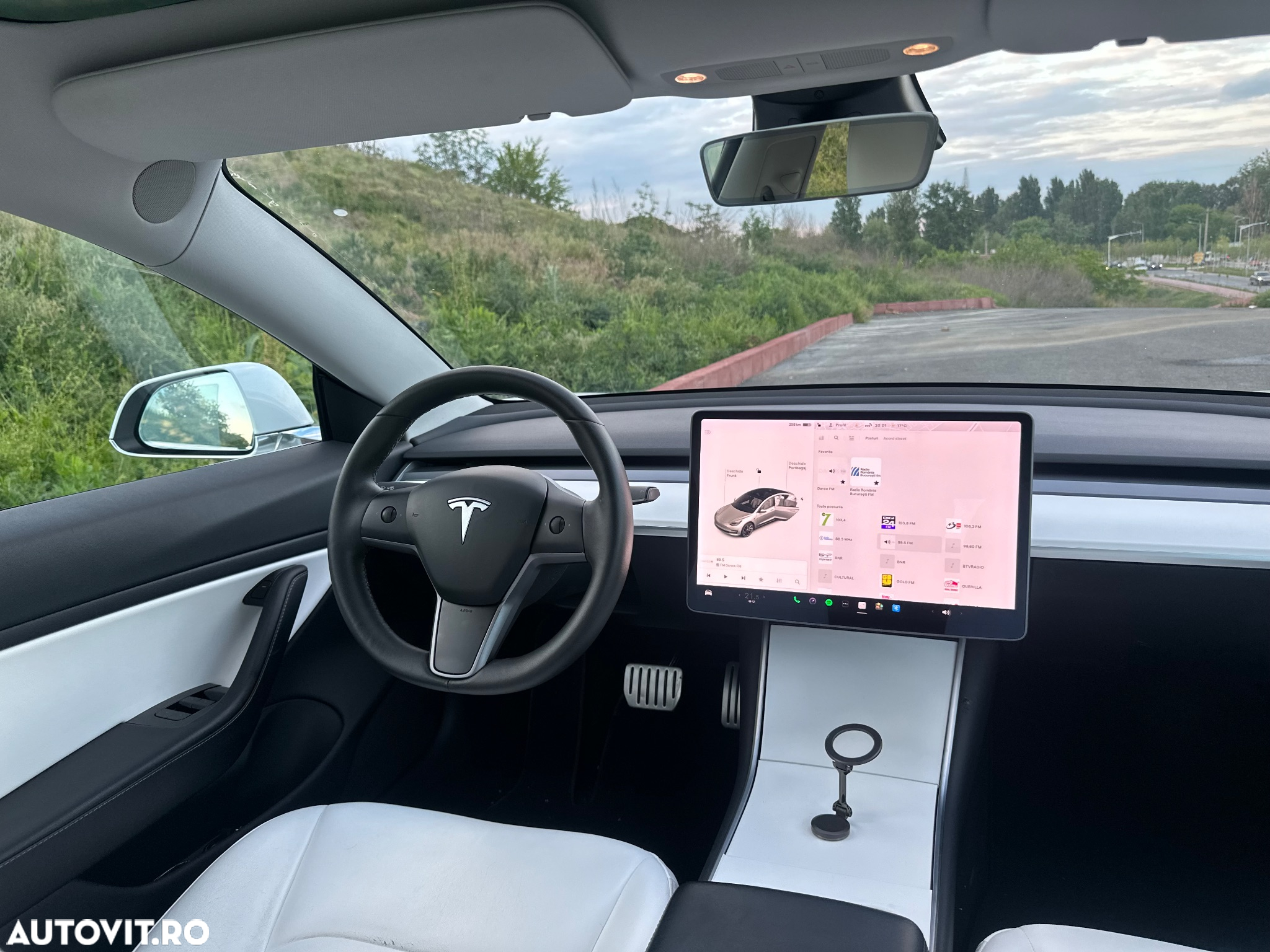 Tesla Model 3 Langstreckenbatterie Allradantrieb Dual Motor Performance - 5
