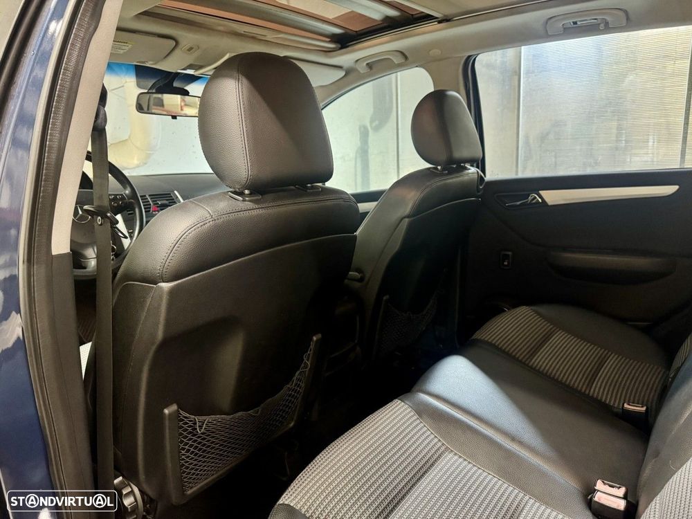 Mercedes-Benz A 200 CDI Avantgarde - 27