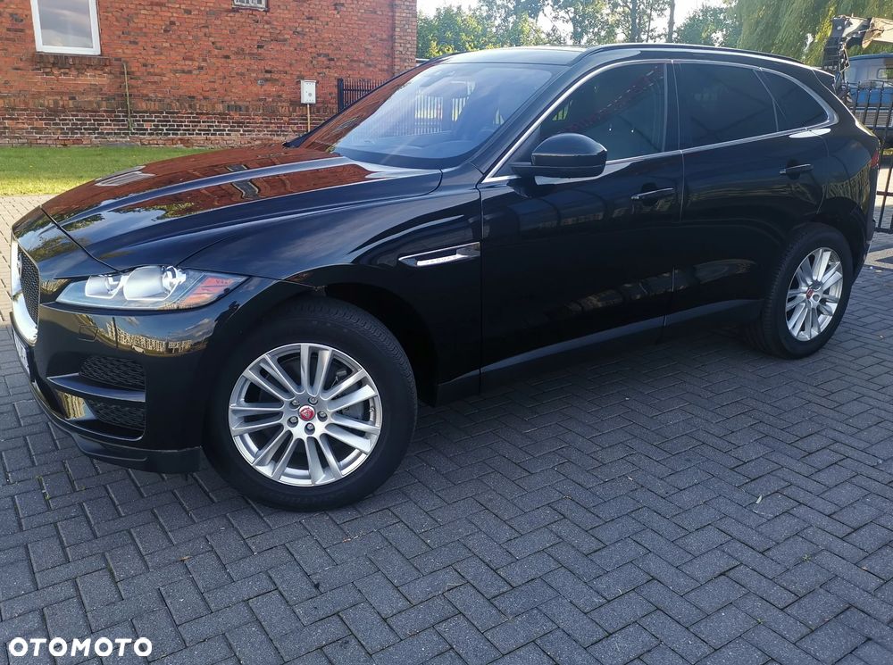 Jaguar F-Pace 35t AWD Prestige - 4