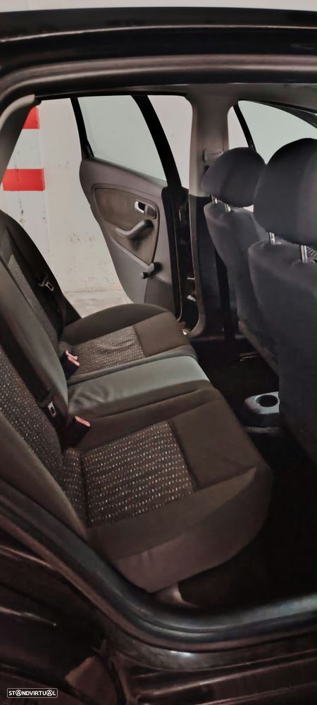 SEAT Cordoba - 5