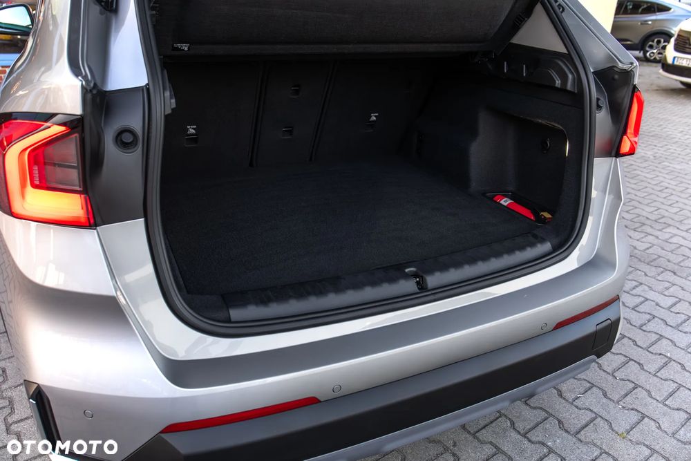 BMW X1 sDrive18i - 12
