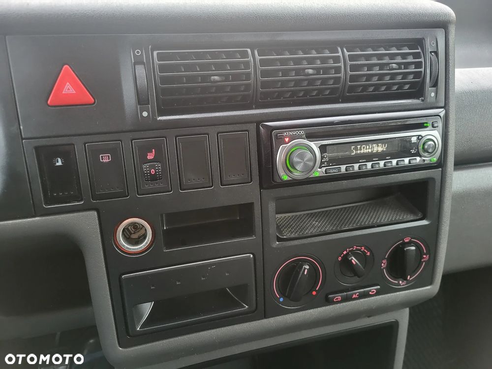 Volkswagen Transporter - 15