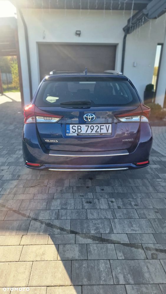 Toyota Auris 2018 photo 4