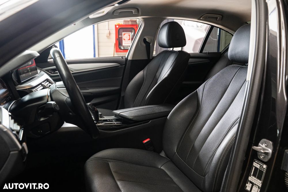 BMW Seria 5 520d Aut. Luxury Line - 5