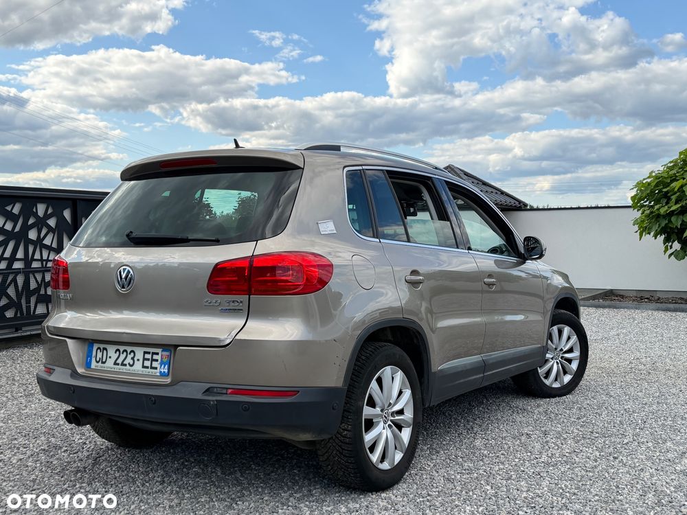 Volkswagen Tiguan 2.0 TDI DPF BlueMotion Technology Exclusive - 3