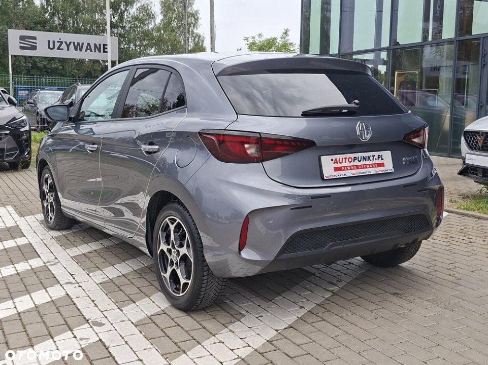 MG MG3 - 3