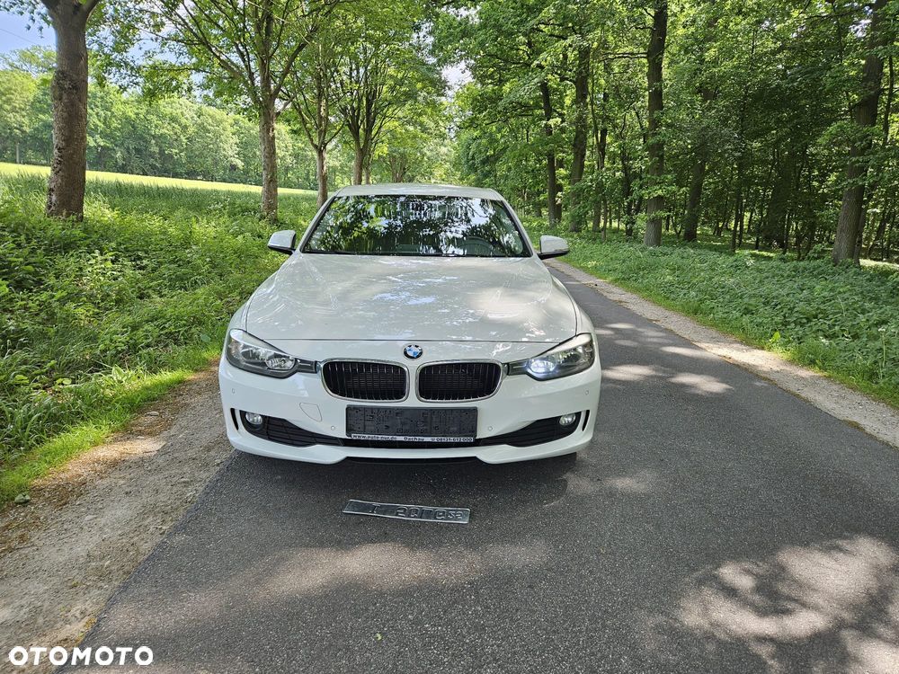 BMW Seria 3 - 1