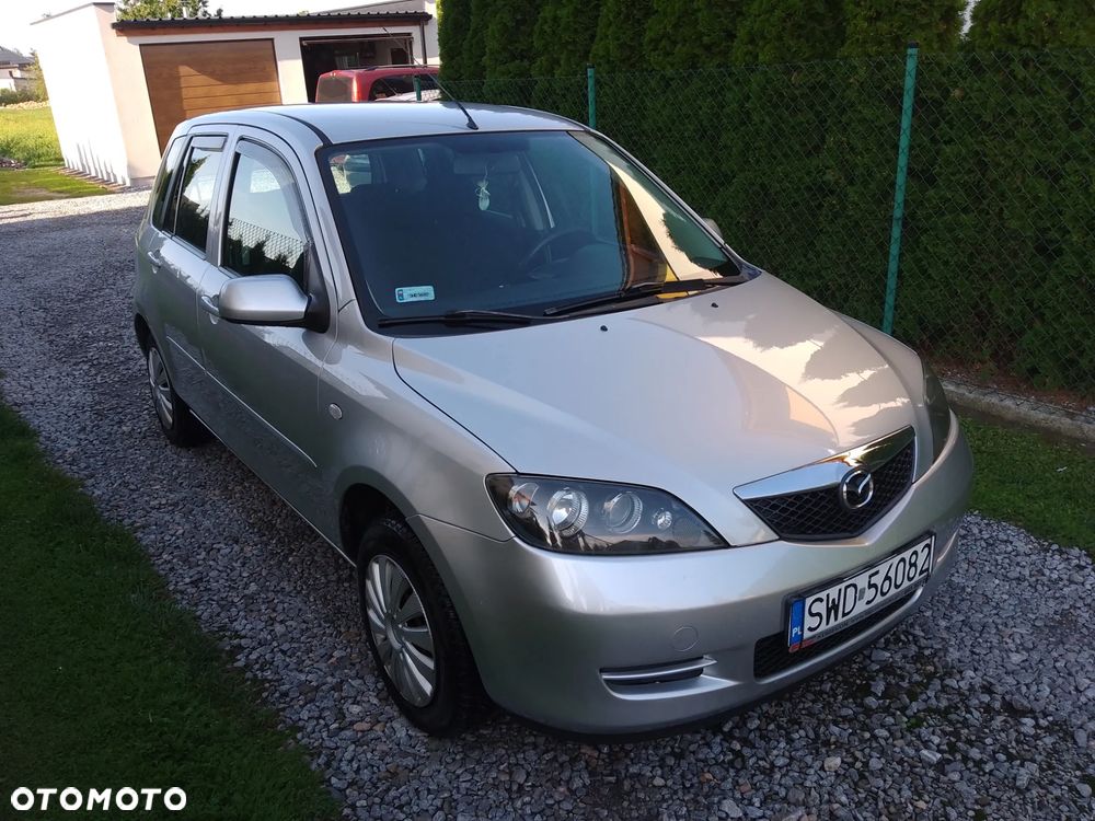 Mazda 2 - 1