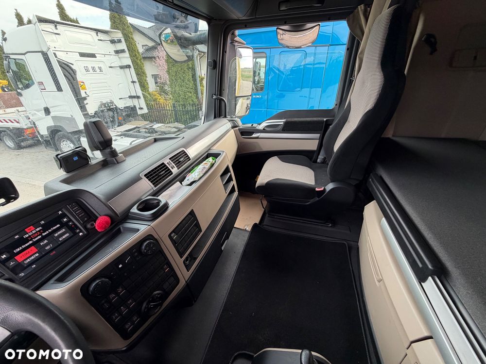 MAN TGX 26.420 6x2 // Oś podnoszona // Firanka // Winda - 21