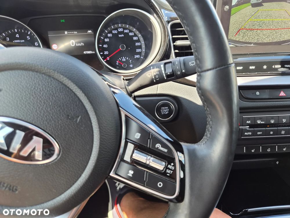 Kia Ceed 1.5 T-GDI DCT7 OPF Platinum Edition - 36