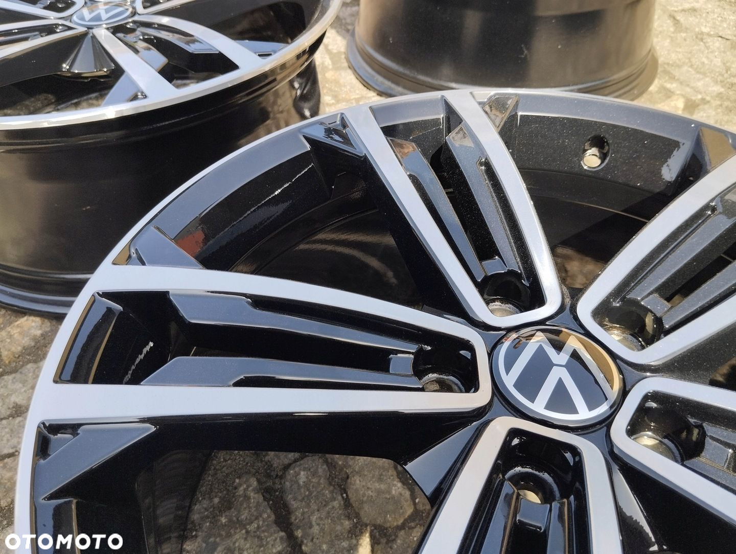 FELGI VW GOLF 5 6 7 8 5G 18 7,5 ET49 5X112 SEVILLA - 8