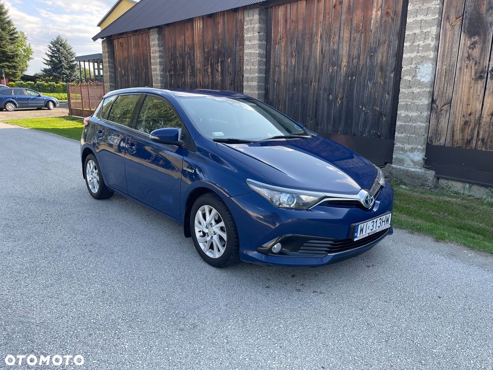 Toyota Auris Hybrid 135 Premium - 1