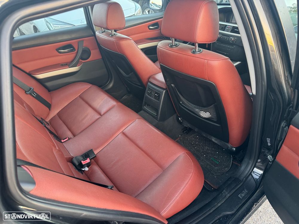 BMW 320 d DPF Edition Lifestyle - 34