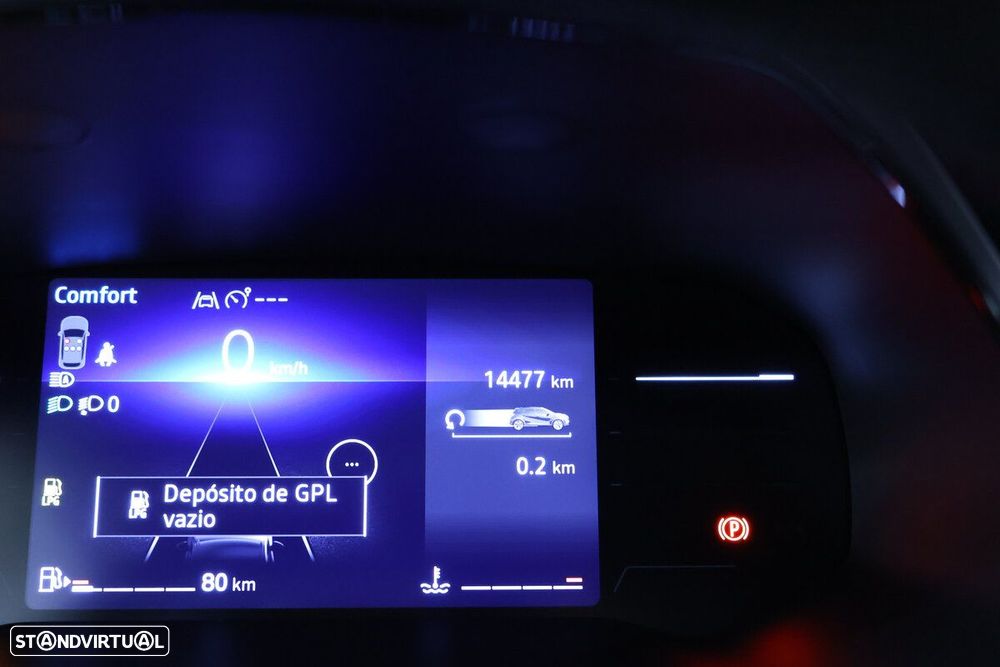 Renault Captur - 19