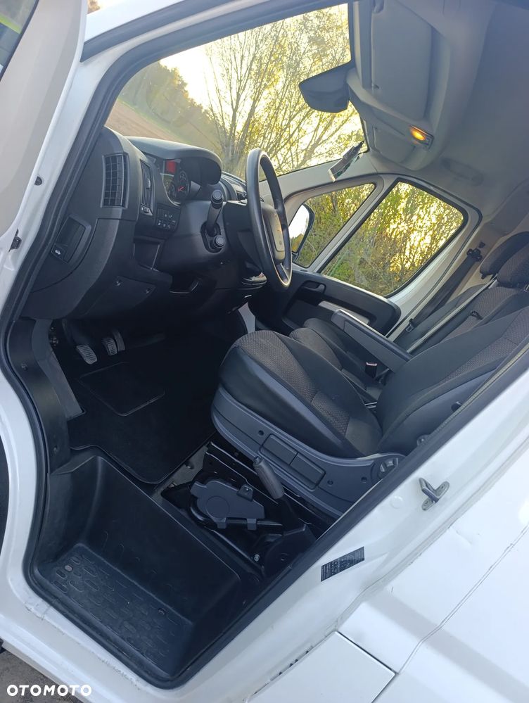 Peugeot Boxer - 25