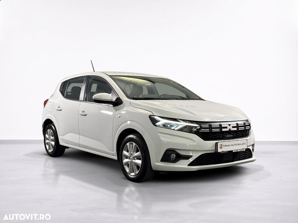 Dacia Sandero - 8
