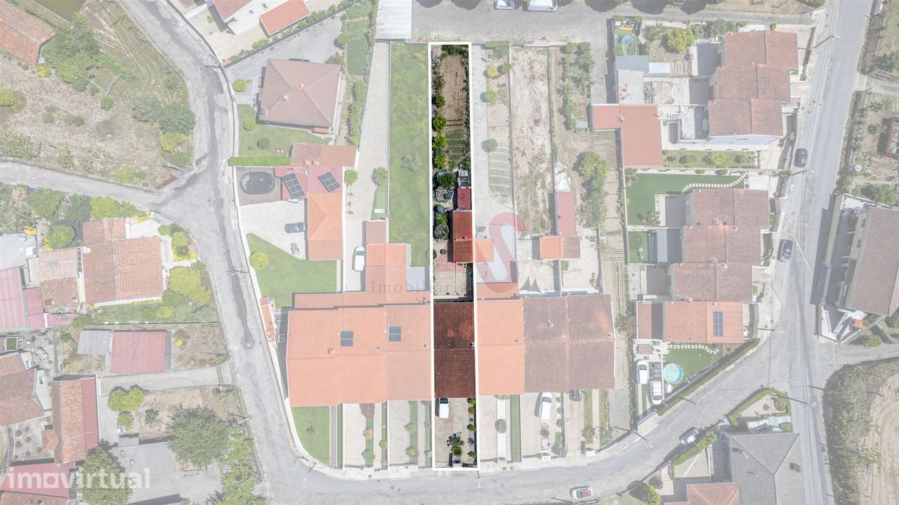 Moradia em Banda T3 | Sernande, Felgueiras - Grande imagem: 2/29