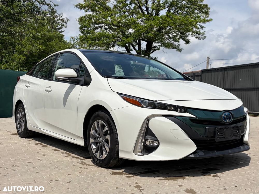 Toyota Prius - 32