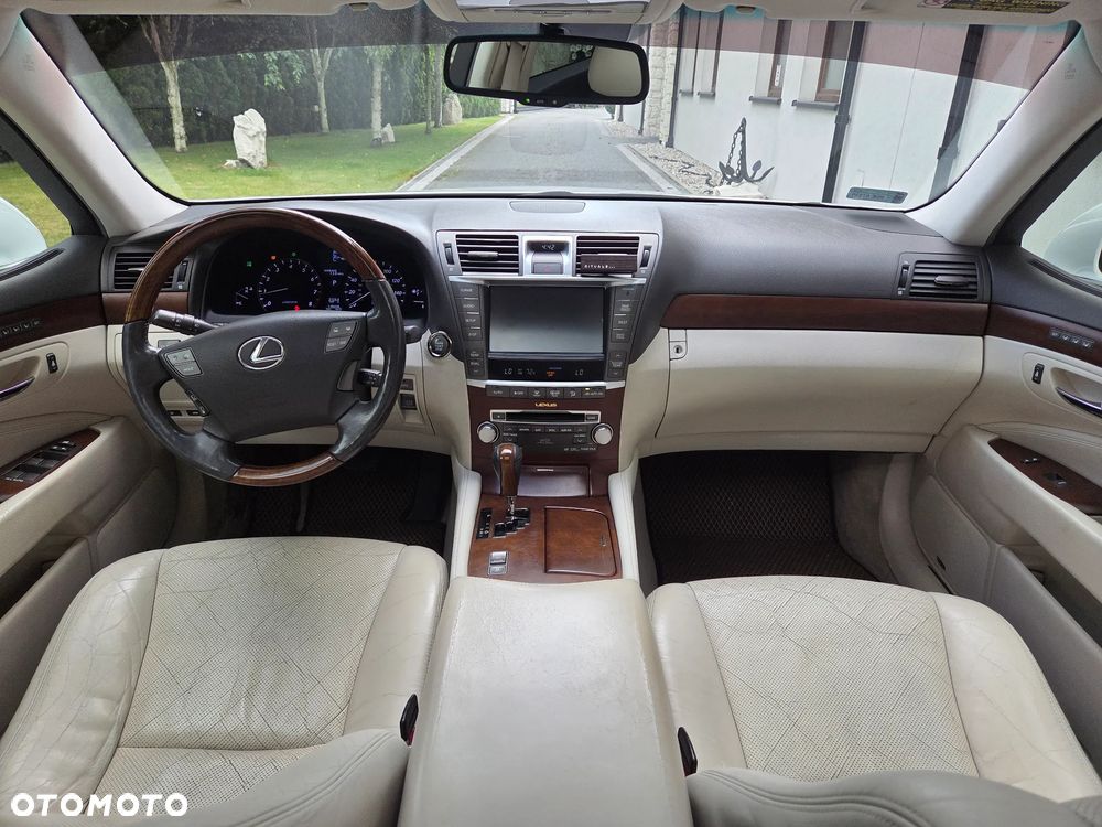 Lexus LS 460 Elegance - 13